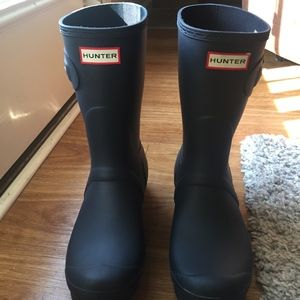 Hunter Original Short Rain Boot - size 10